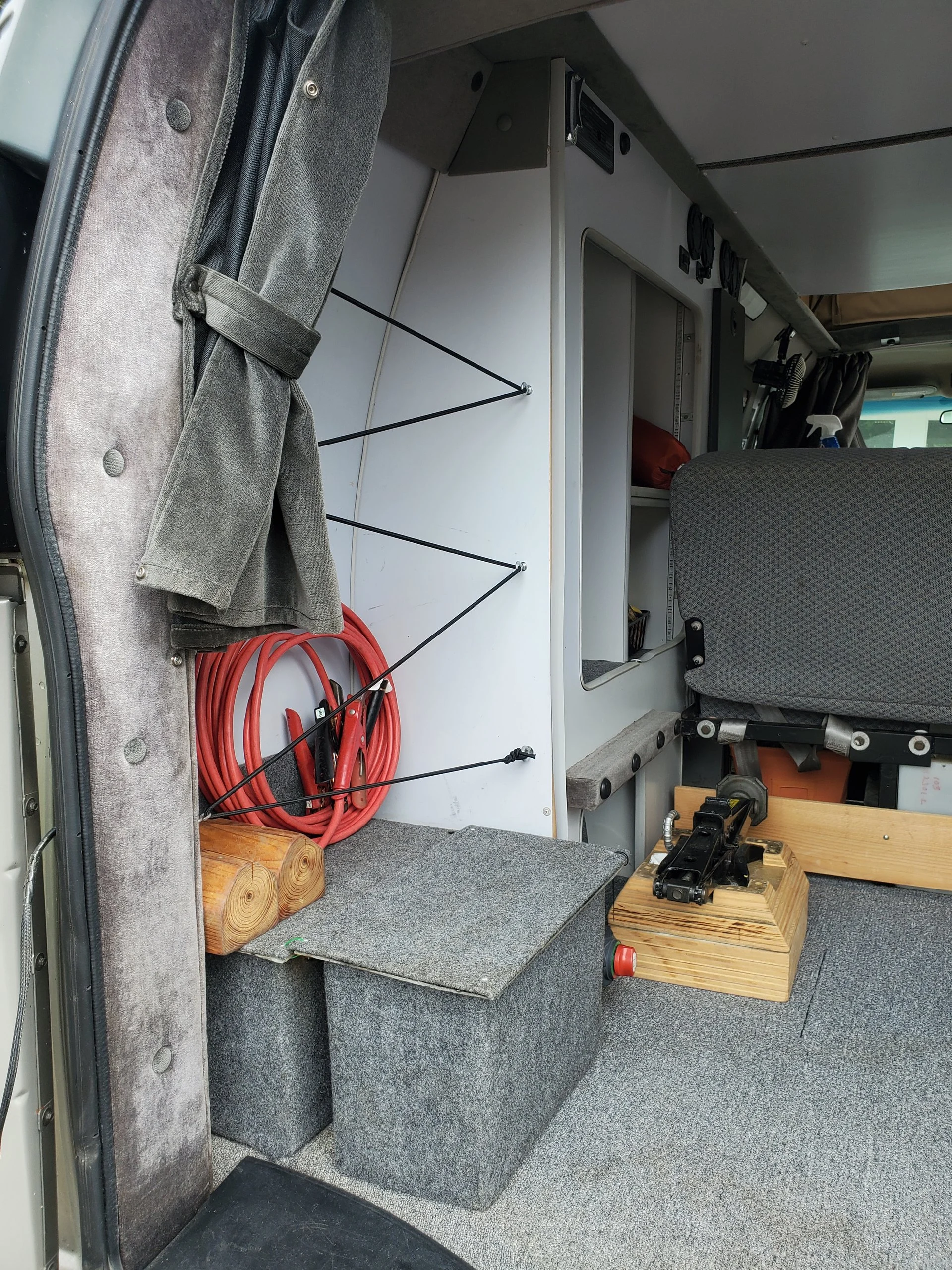 2001 Chevy Express 2500 EB50 Penthouse Top, rear interior, storage step and side cabinet