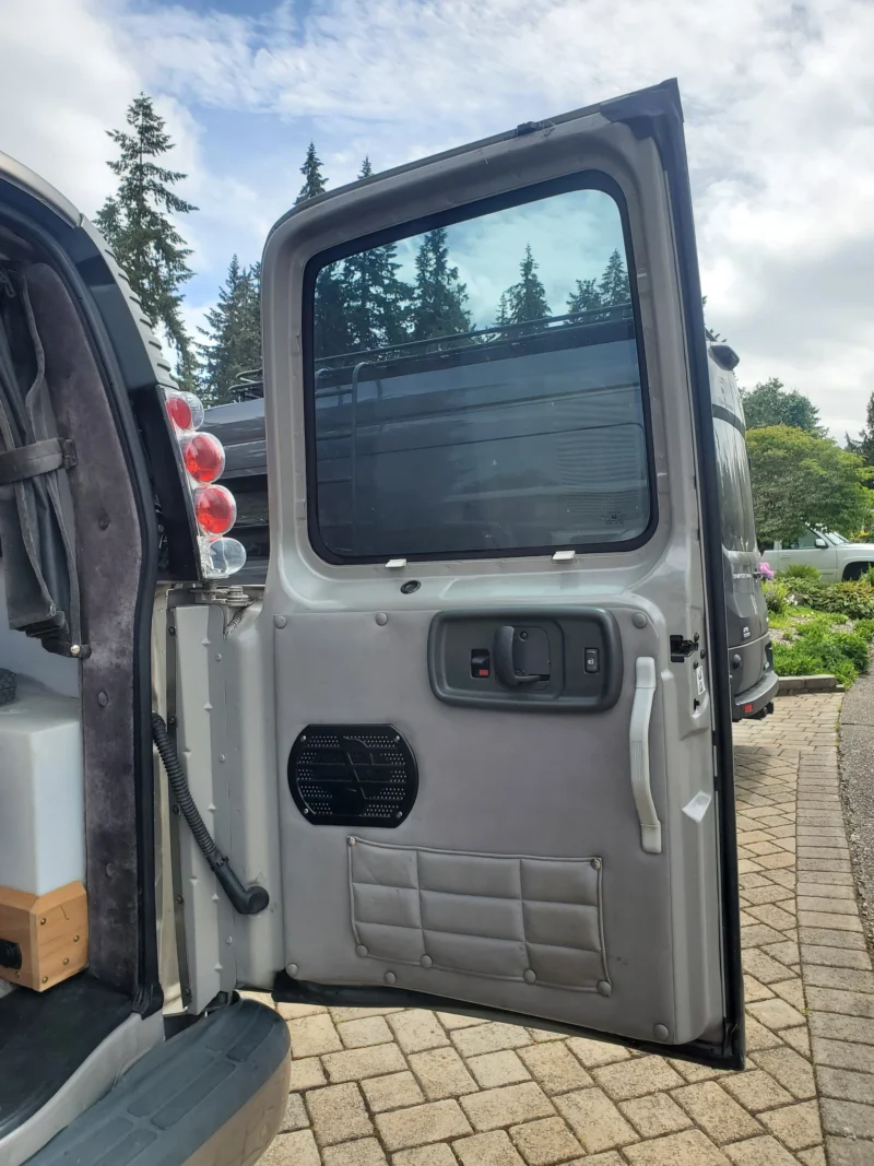2001 Chevy Express 2500 EB50 Penthouse Top, rear passenger-side door panel