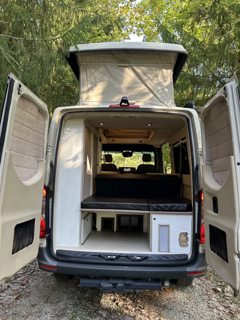 New 2022 Sprinter 2500 144 4x4 RB-150S, rear doors open, bed and interior