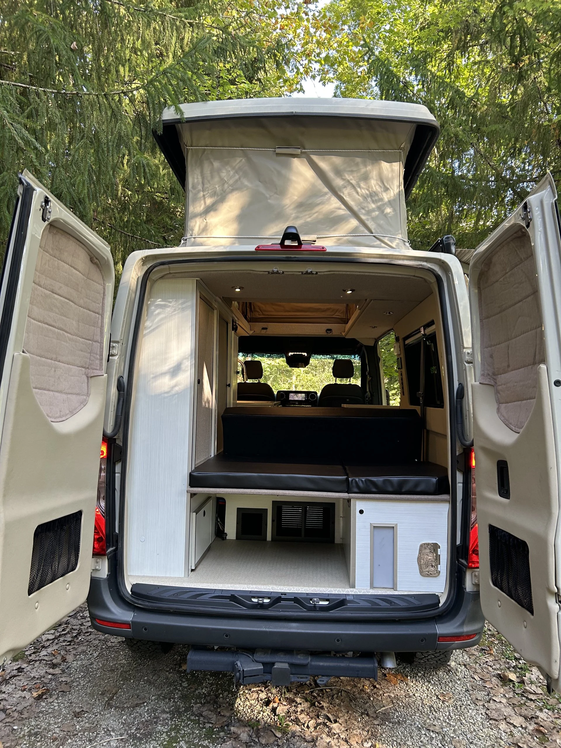 New 2022 Sprinter 2500 144 4x4 RB-150S, rear doors open, bed and interior