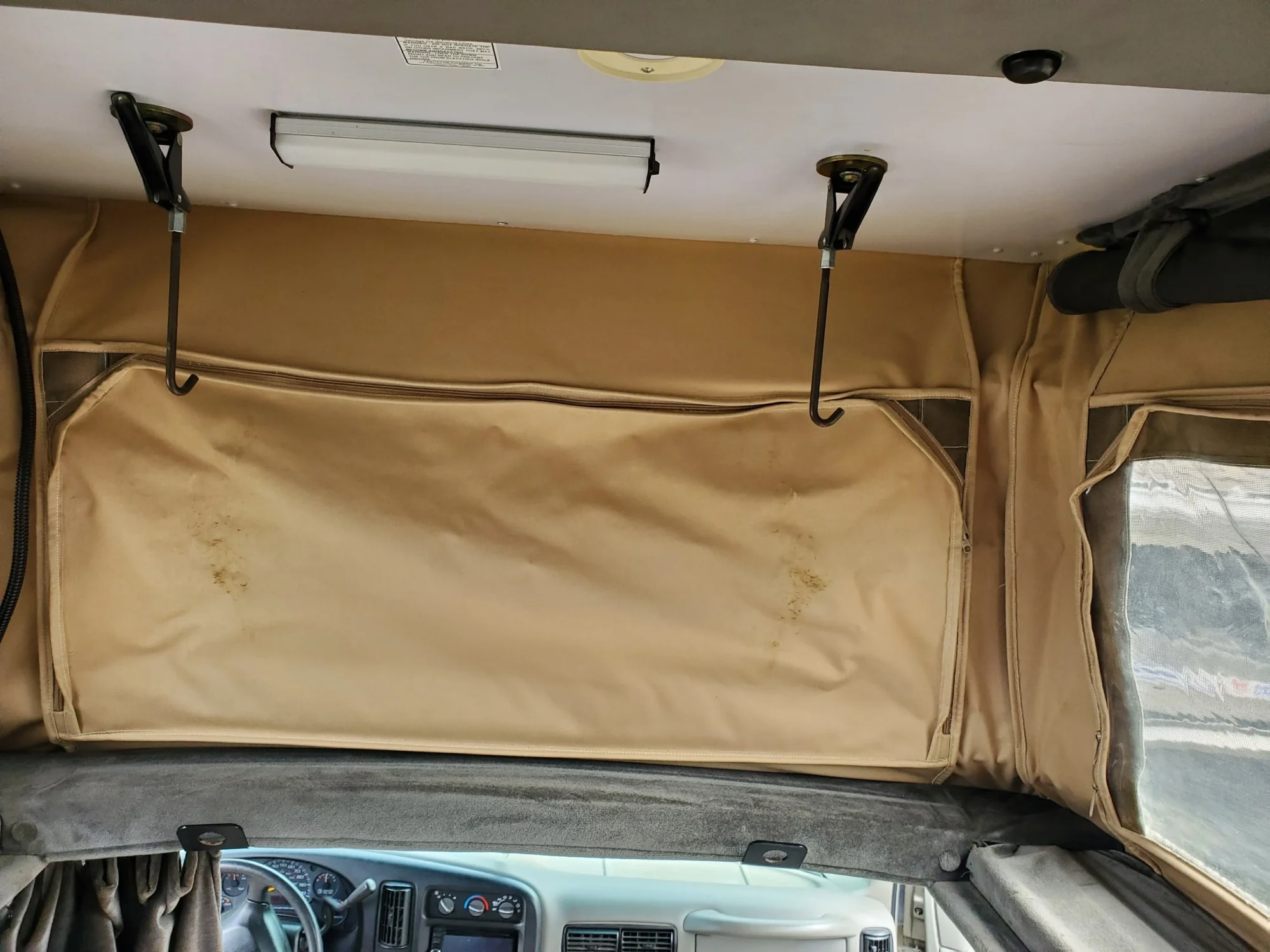 2001 Chevy Express 2500 EB50 Penthouse Top, Penthouse top interior, bed removed