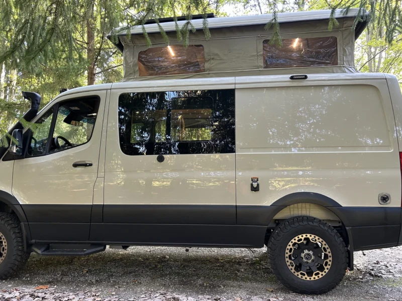 New 2022 Sprinter 2500 144 4x4 RB-150S, driver side, top up