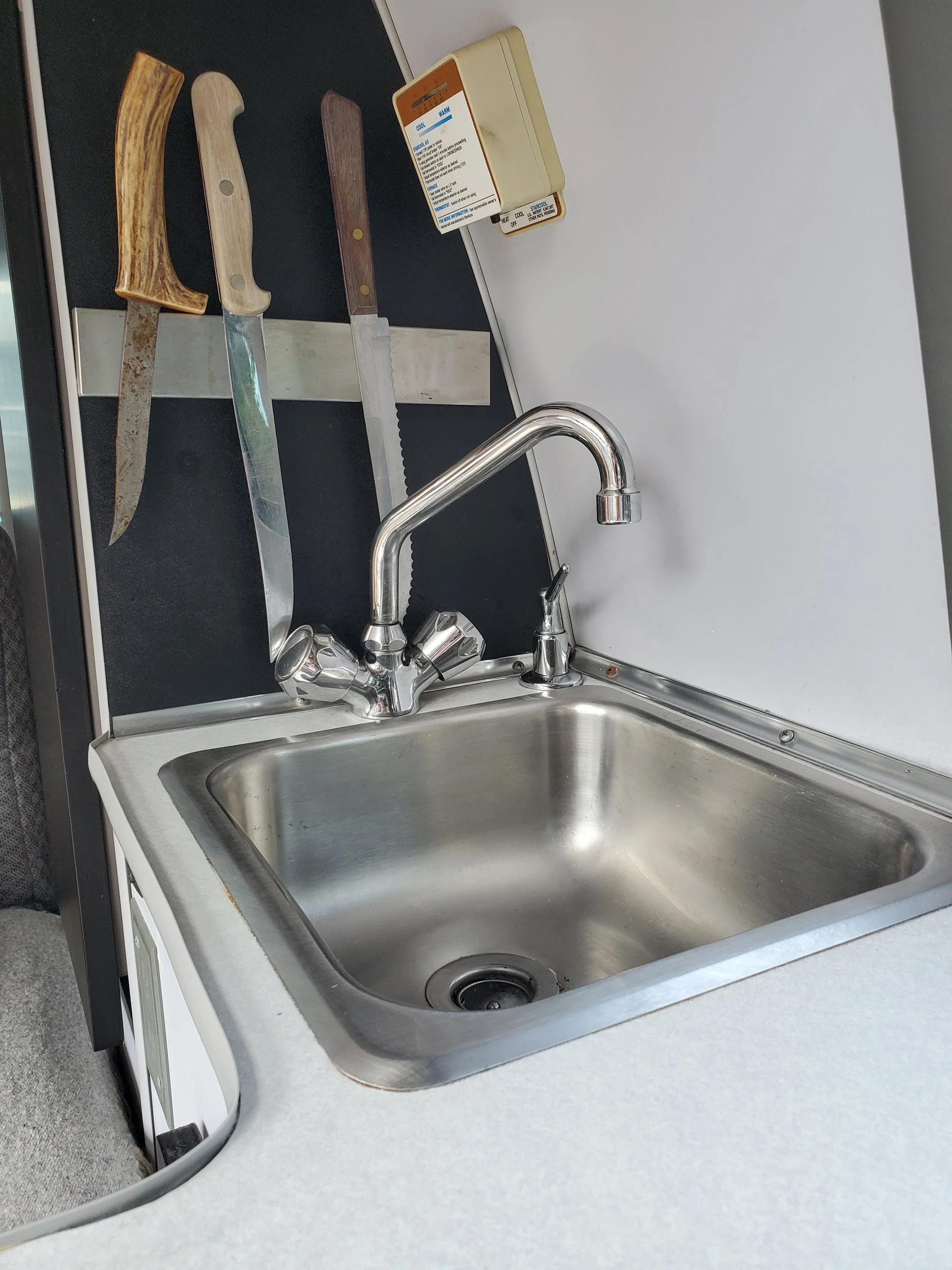 2001 Chevy Express 2500 EB50 Penthouse Top, galley sink