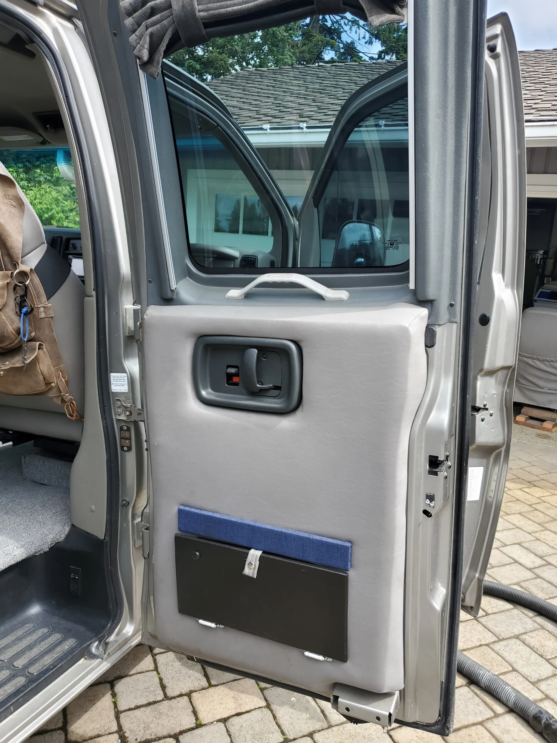 2001 Chevy Express 2500 EB50 Penthouse Top, rear door panel with storage pocket