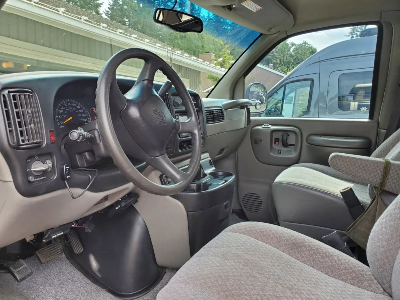2001 Chevy Express 2500 EB50 Penthouse Top, dash and driver seat