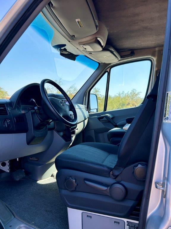 2011Sprinter144_NE_14