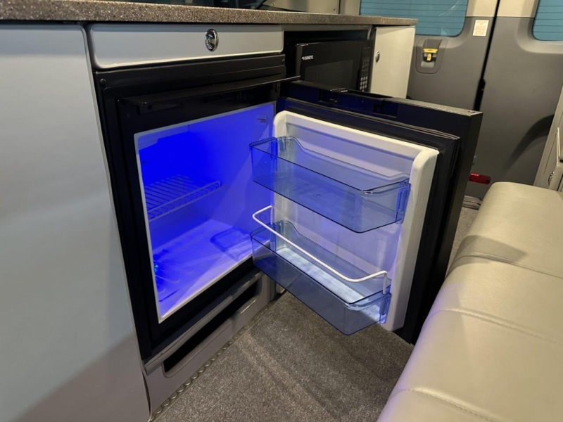 2017_ford_e130t-transit-250-sportsmobile_IMG_4169-10448-scaled