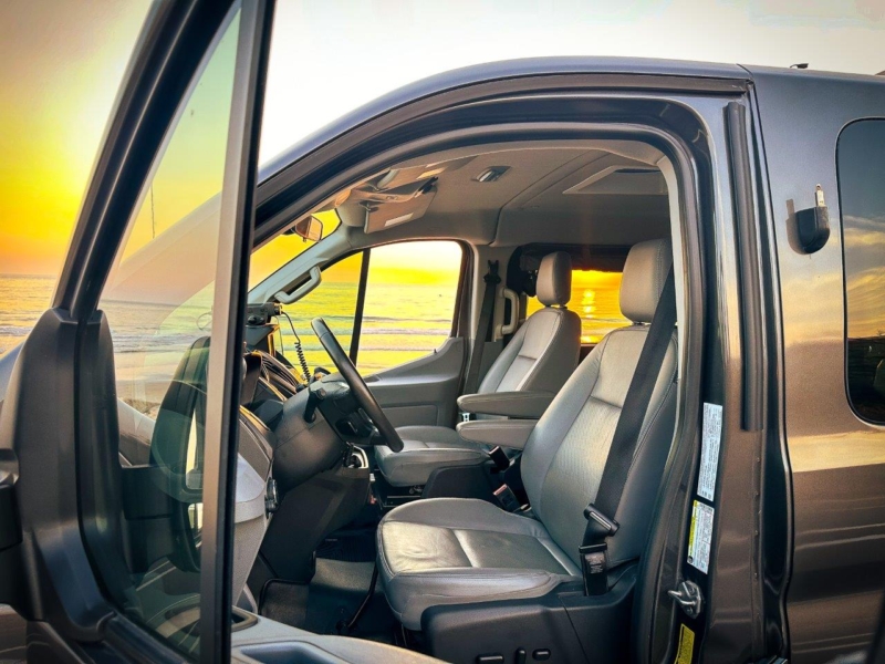 2017_ford_e130t-transit-250-sportsmobile_IMG_4200-09328