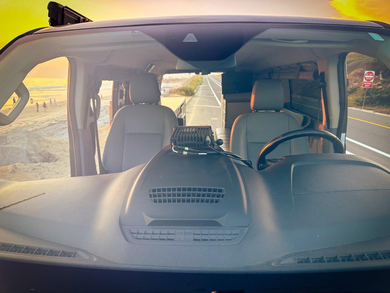 2017_ford_e130t-transit-250-sportsmobile_IMG_4205-09352