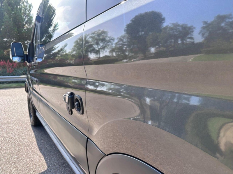 2017_ford_e130t-transit-250-sportsmobile_IMG_6942-10062-scaled