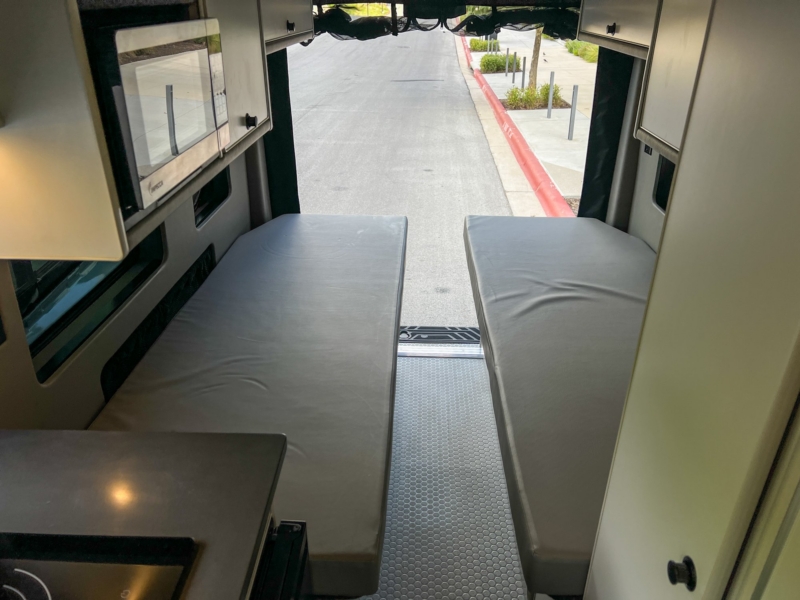 2024 Ford Transit 148 350 Med-Roof AWD — photo 24