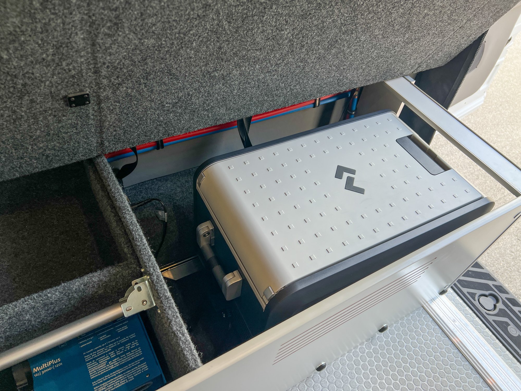 2024 Ford Transit 148 350 Med-Roof AWD — photo 26
