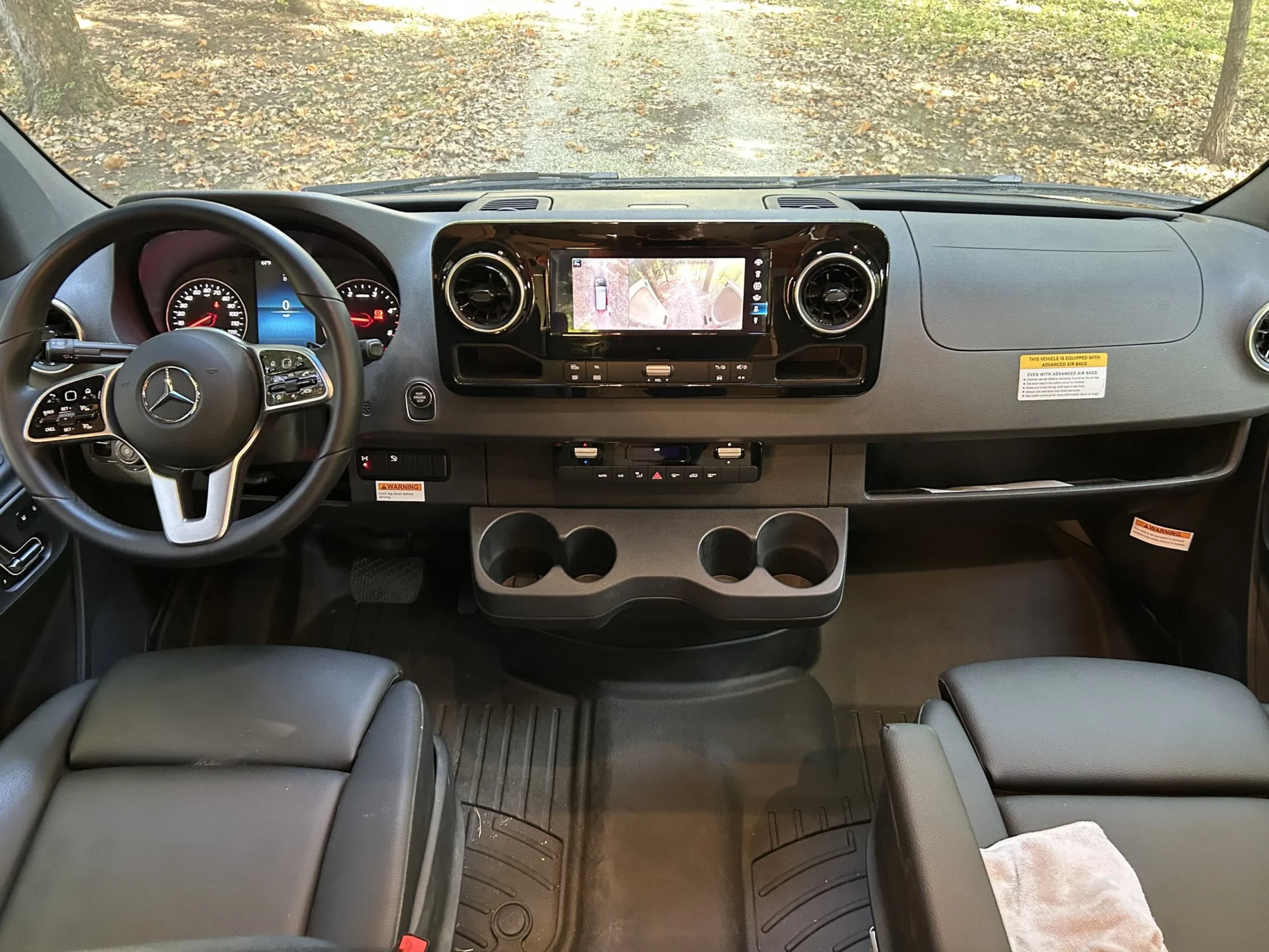New 2022 Sprinter 2500 144 4x4 RB-150S, cab dashboard and front seats