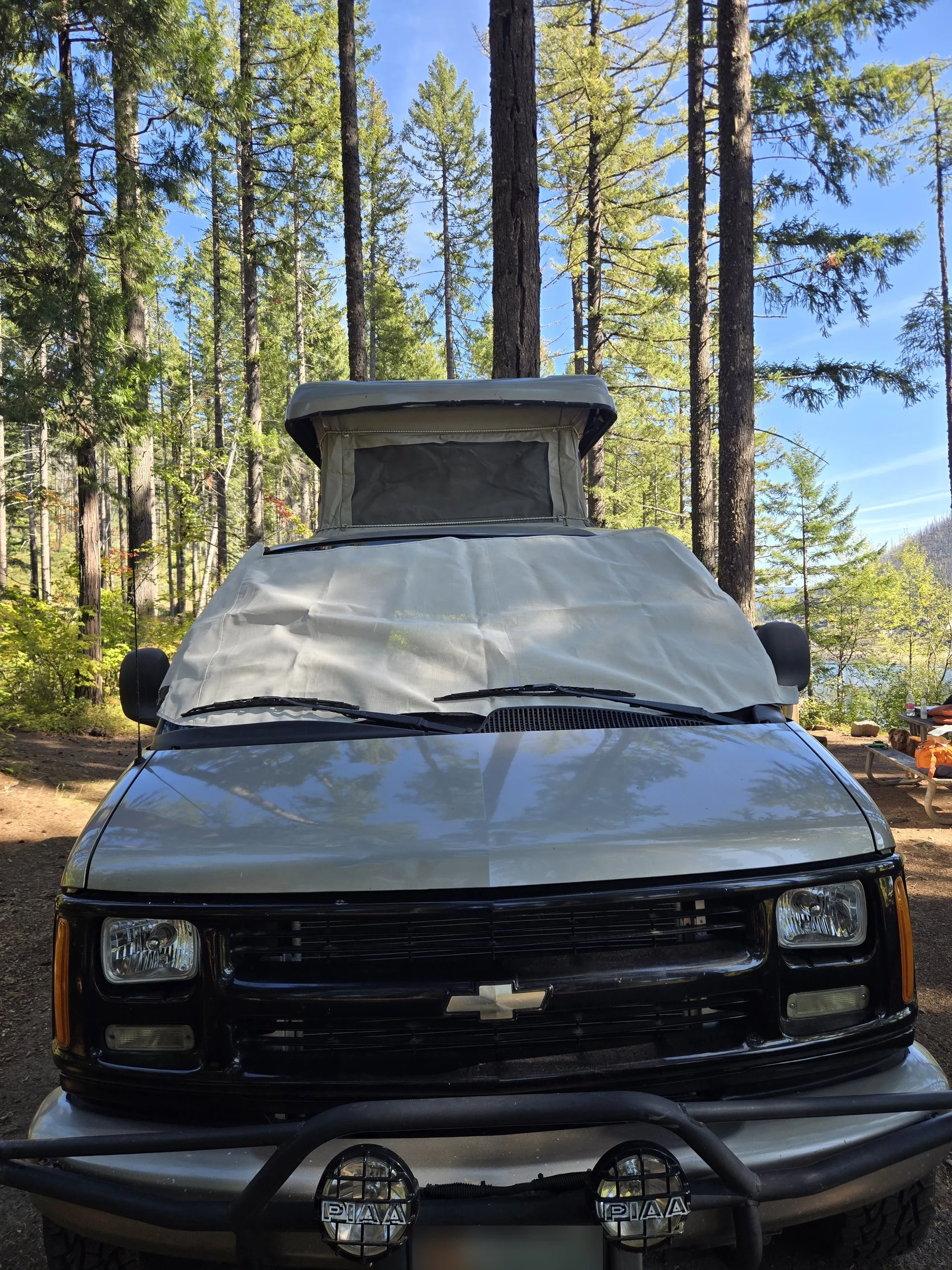 2001 Chevy Express 2500 EB50 Penthouse Top, front view, top up