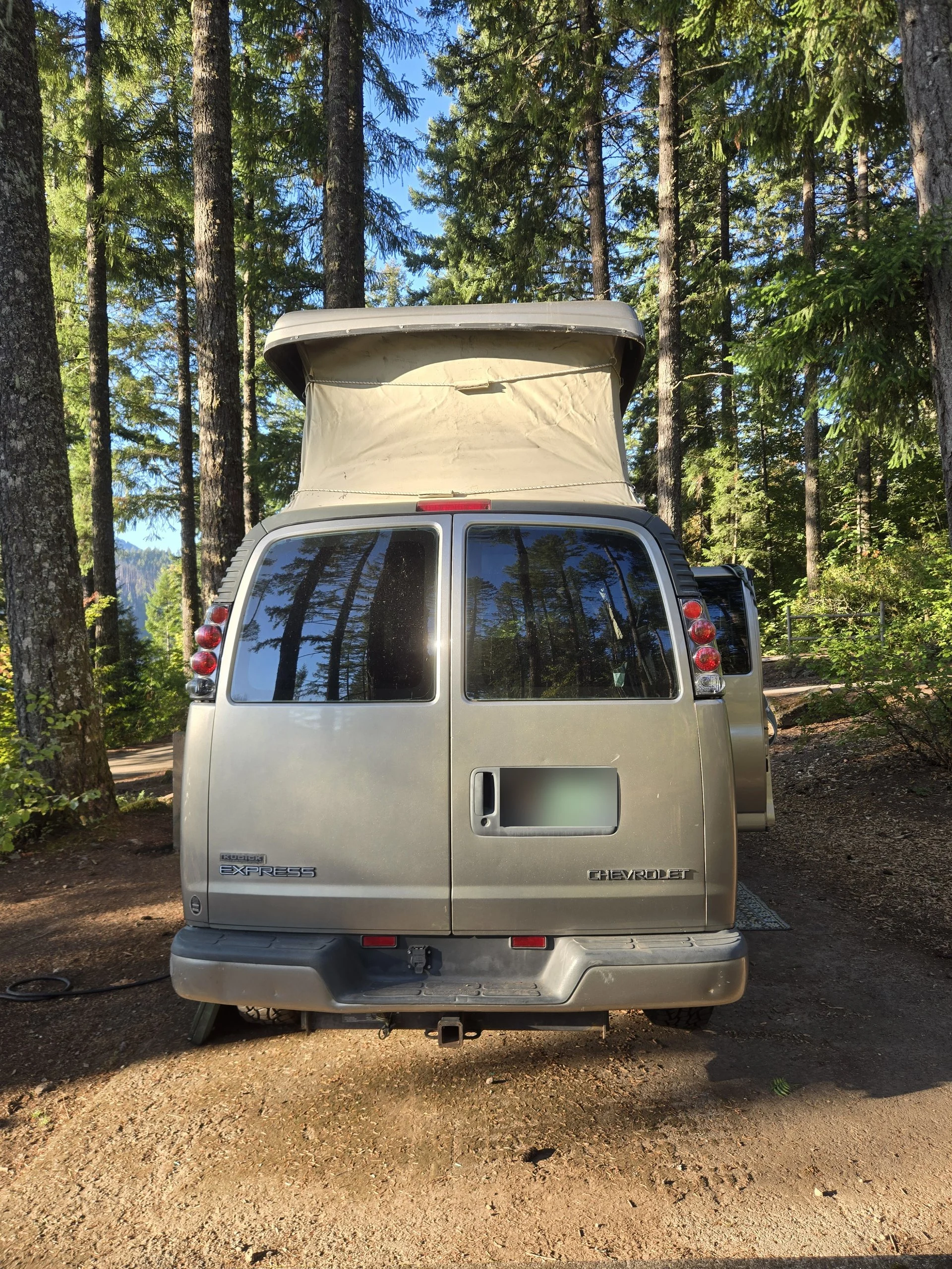 2001 Chevy Express 2500 EB50 Penthouse Top, rear view, top up