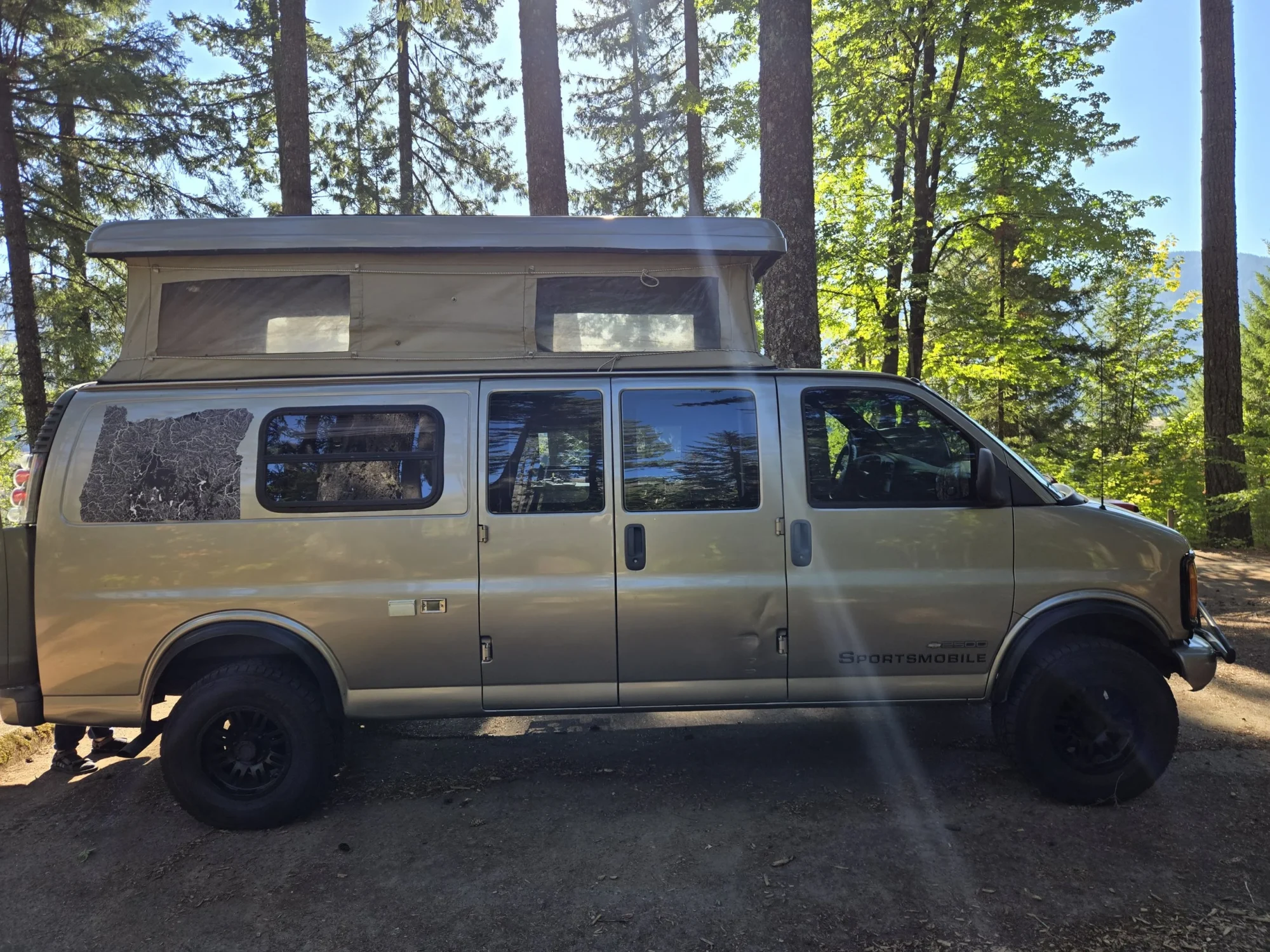 2001 Chevy Express 2500 EB50 Penthouse Top, side view, top up