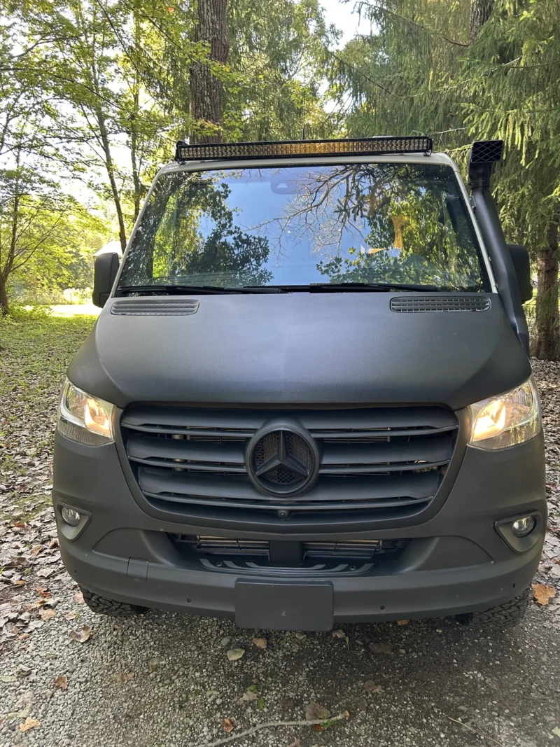 New 2022 Sprinter 2500 144 4x4 RB-150S, front view, top down, snorkel and light bar