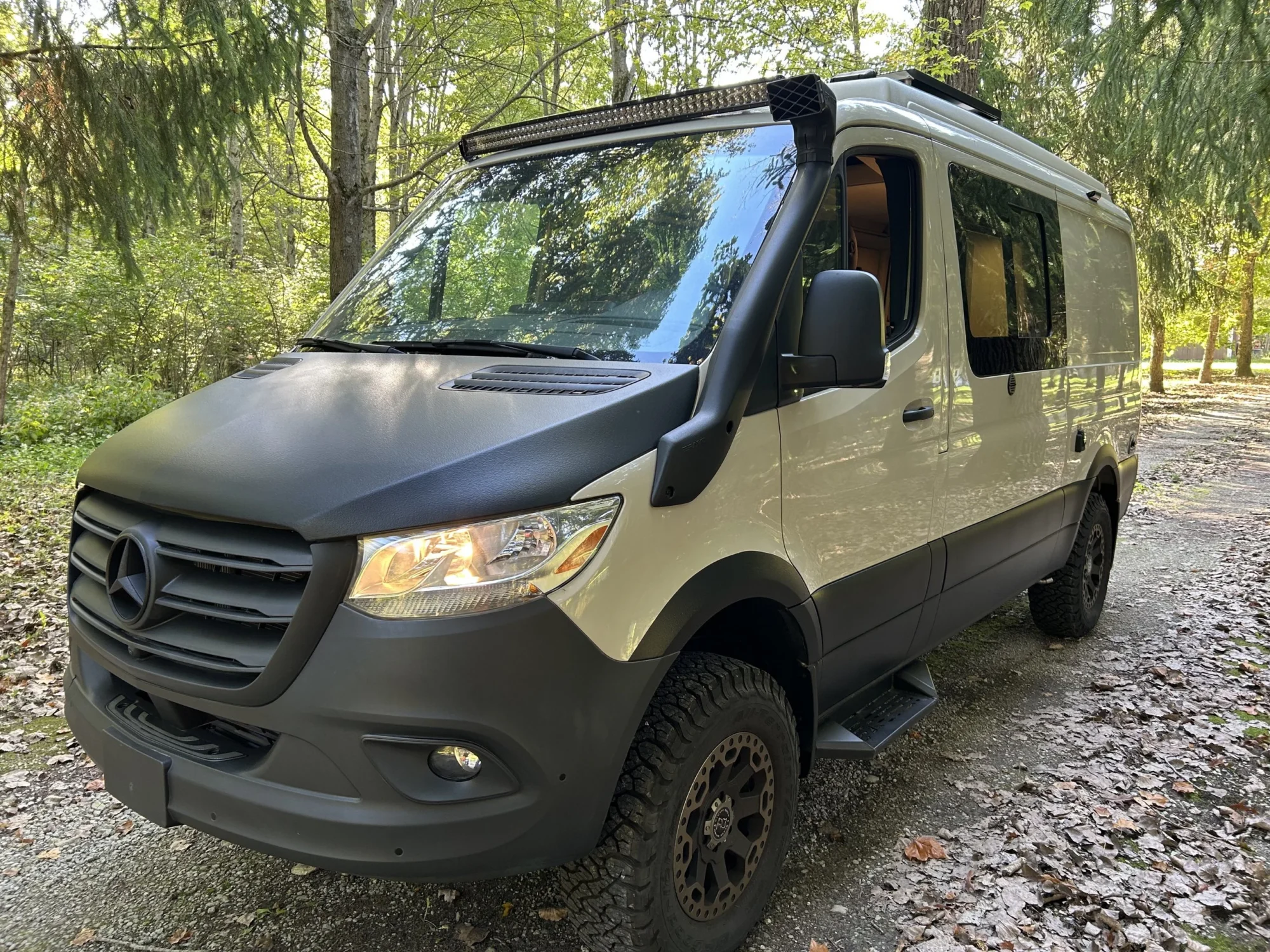New 2022 Sprinter 2500 144 4x4 RB-150S, front three-quarter, driver side, top down