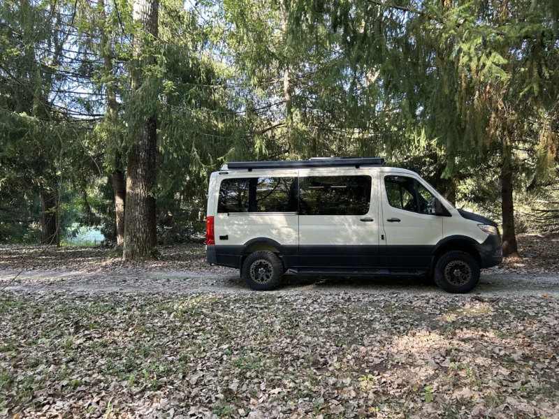 New 2022 Sprinter 2500 144 4x4 RB-150S, passenger side, top down