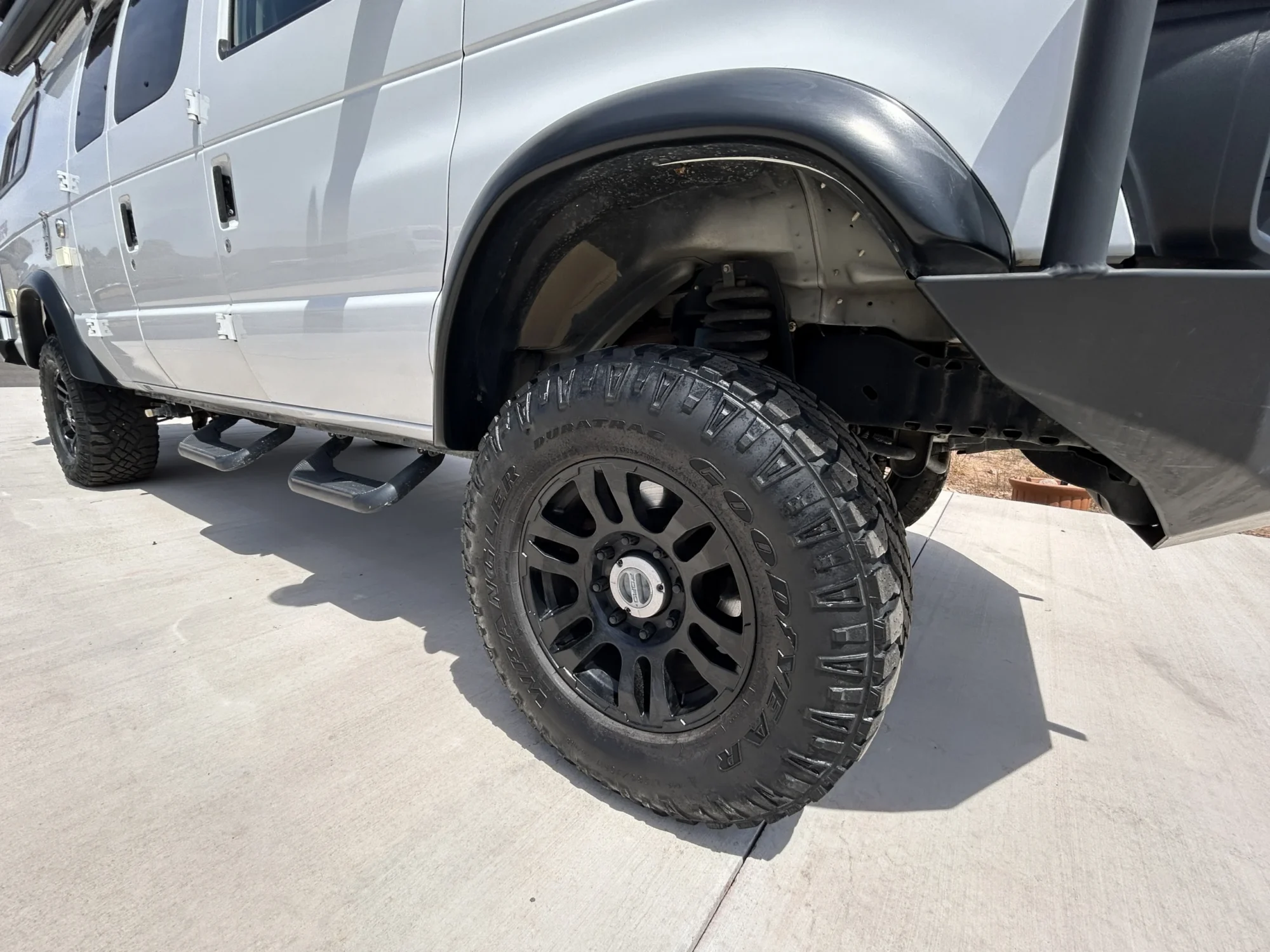 2013 Ford E350 EB Quigley 4x4