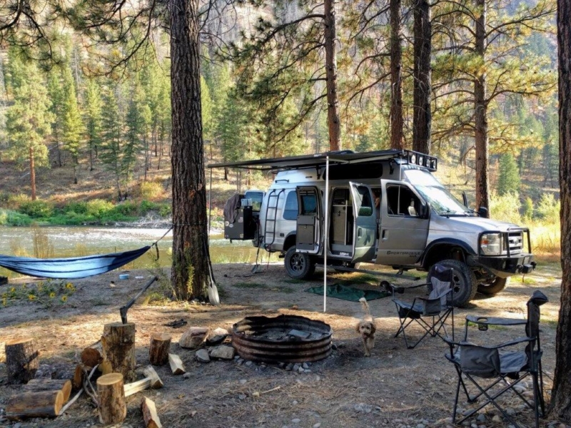 Sportsmobile 4x4 in the woods