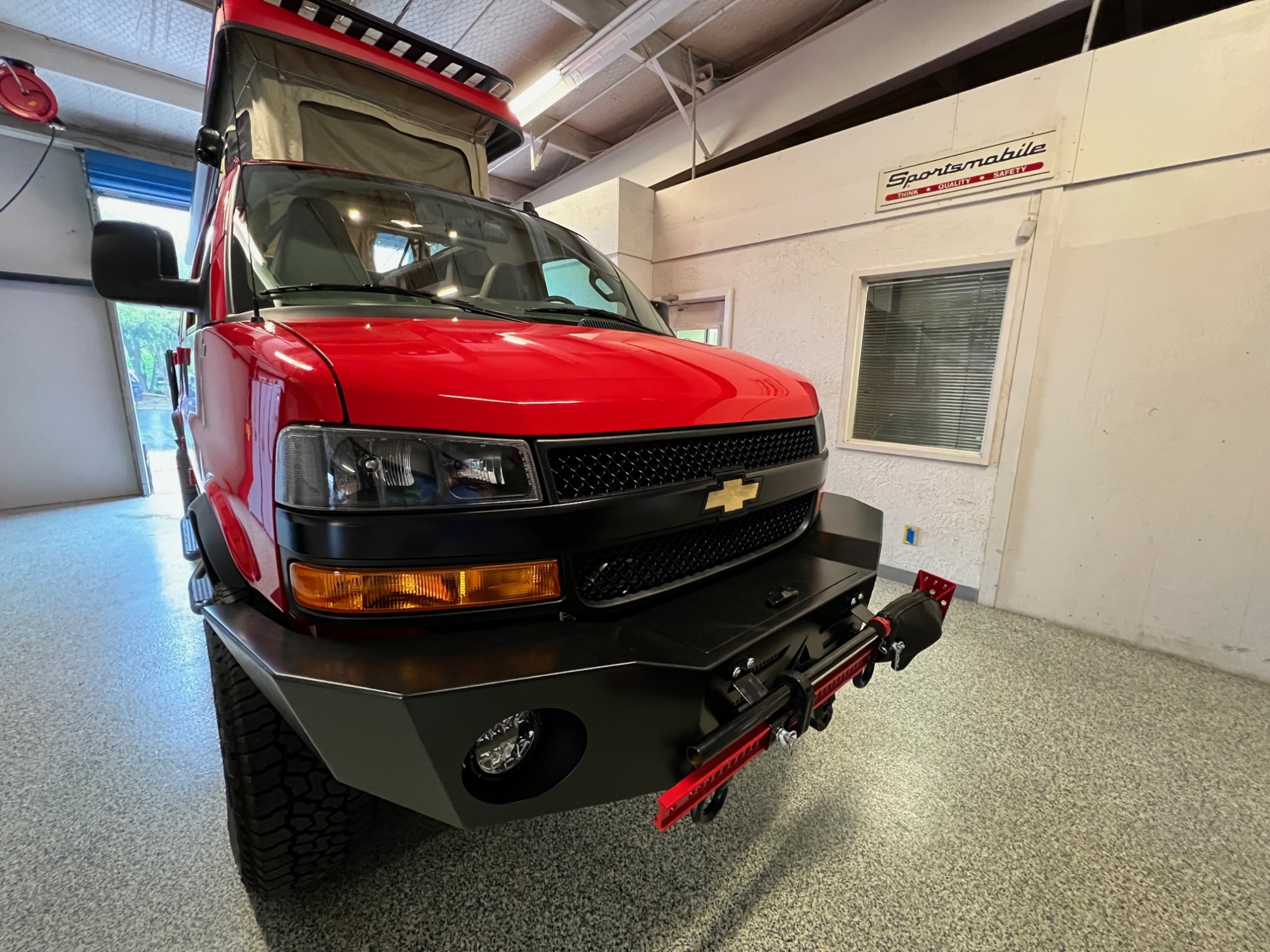 Chevy Express Quigley 4x4 RB-50 camper van