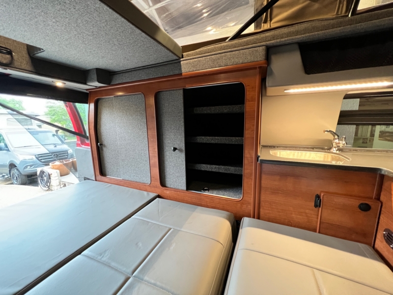 Chevy Express Quigley 4x4 RB-50 camper van