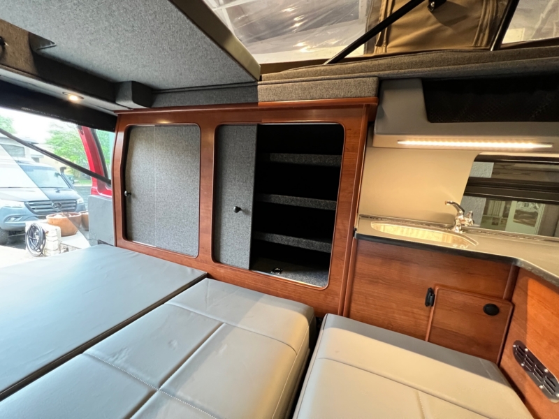 Chevy Express Quigley 4x4 RB-50 camper van