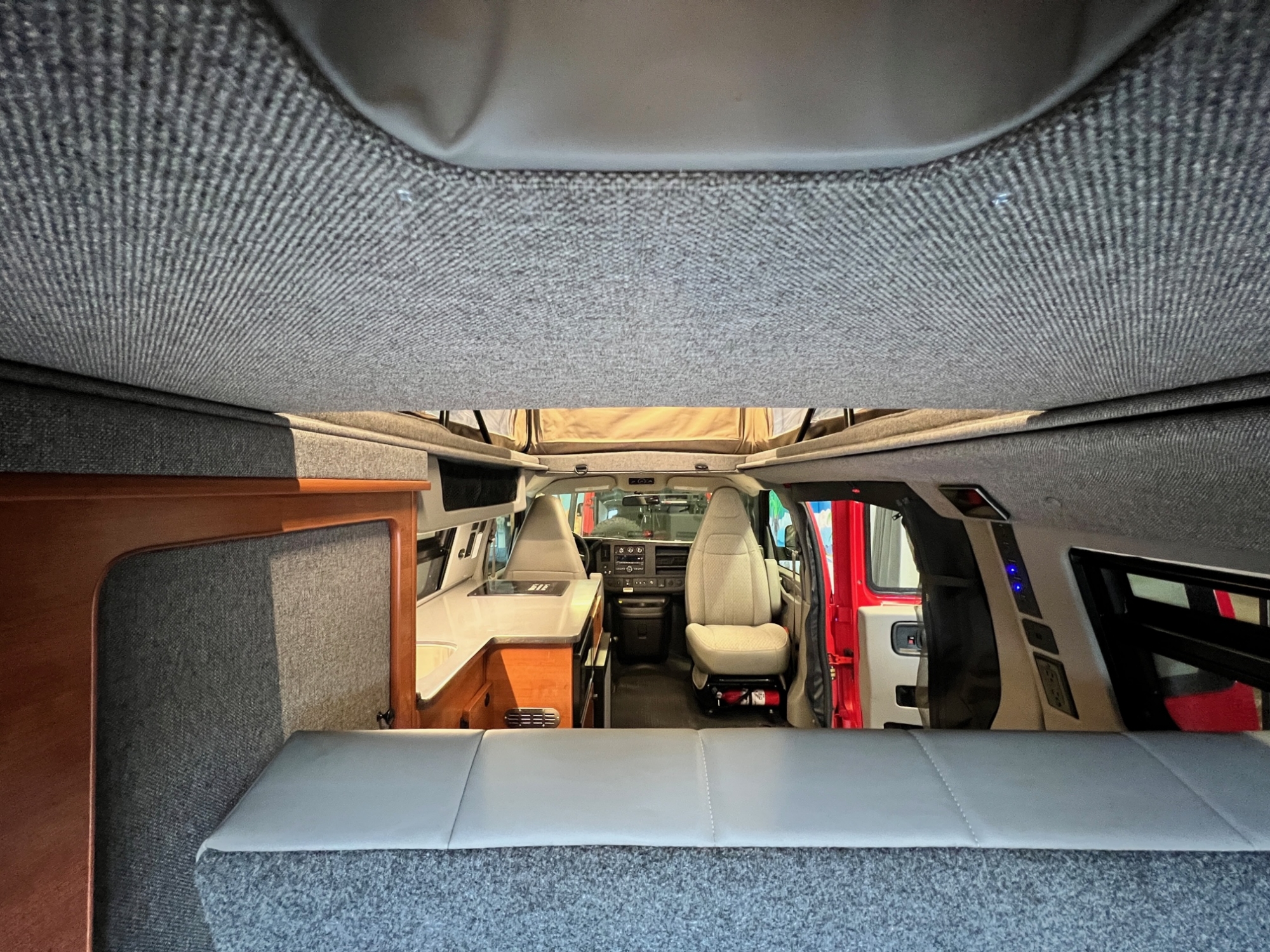 Chevy Express Quigley 4x4 RB-50 camper van