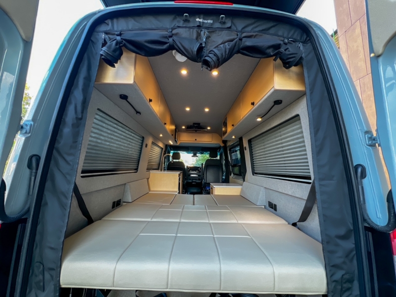 Mercedes Sprinter 144 high-roof Roofnest camper van