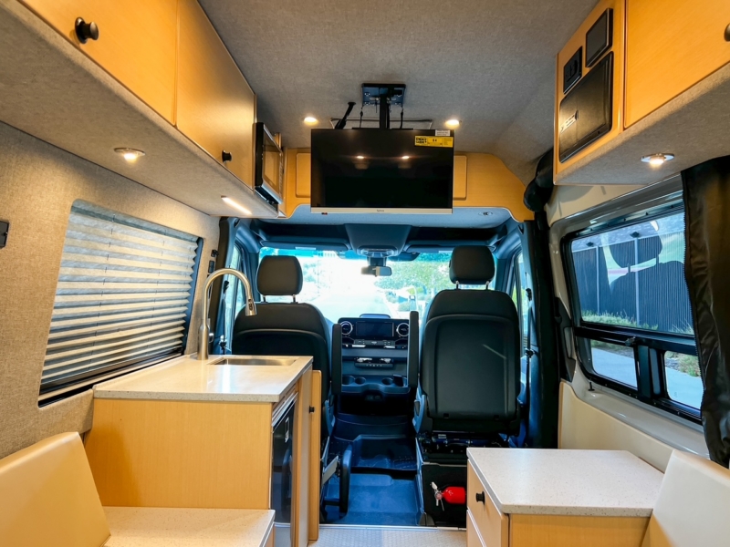 Mercedes Sprinter 144 high-roof Roofnest camper van