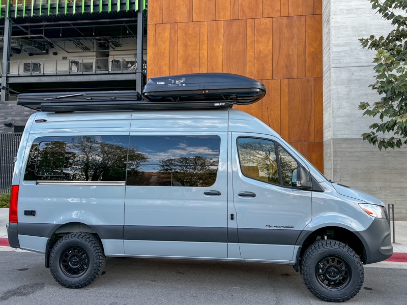 Mercedes Sprinter 144 high-roof Roofnest camper van