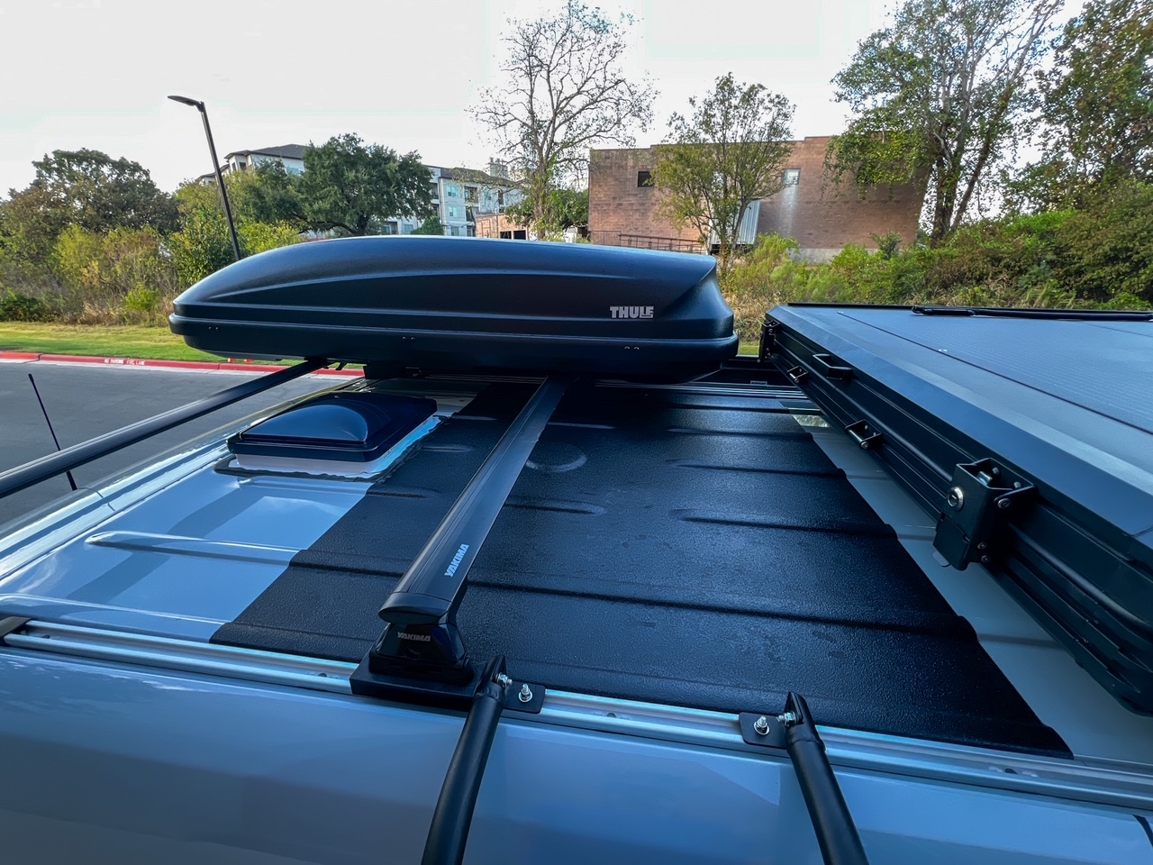 Mercedes Sprinter 144 high-roof Roofnest camper van