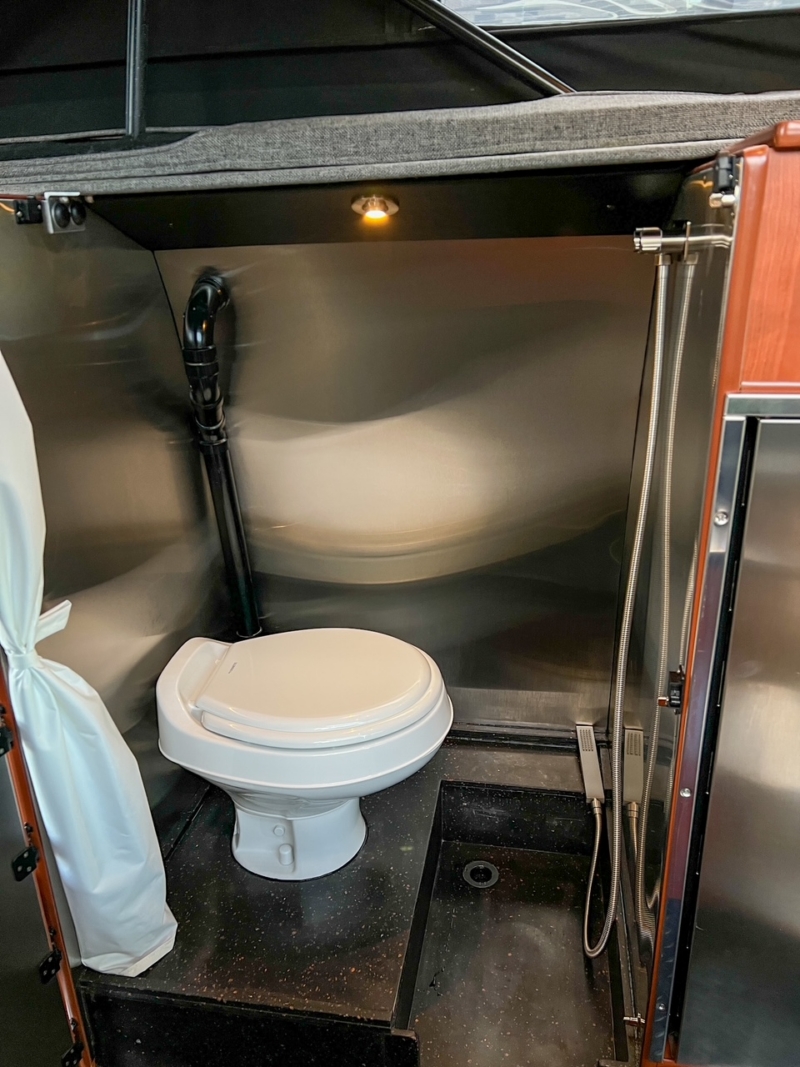 Chevy Express Quigley 4x4 penthouse camper van