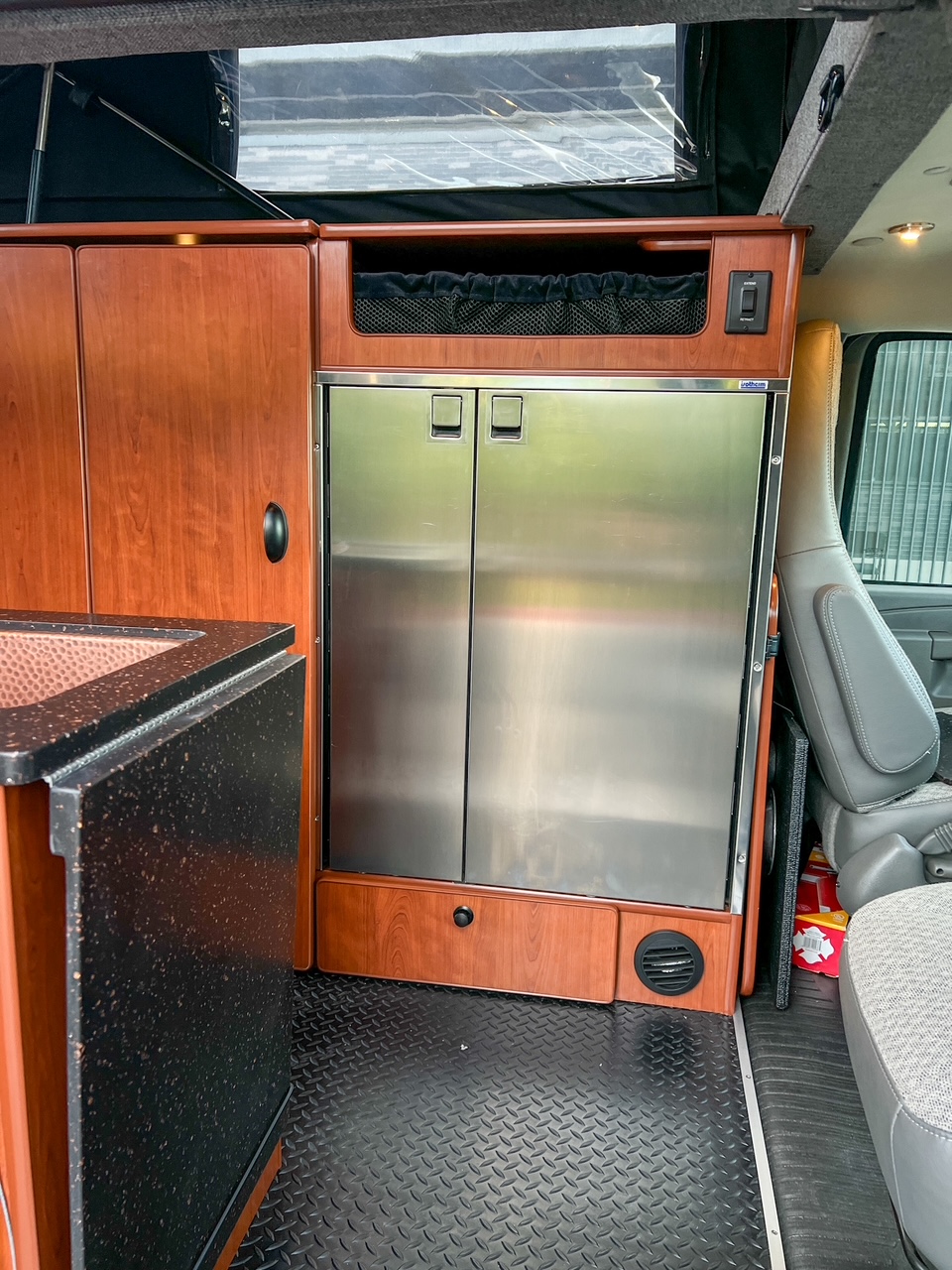 Chevy Express Quigley 4x4 penthouse camper van