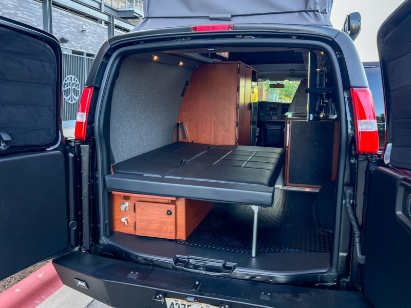 Chevy Express Quigley 4x4 penthouse camper van