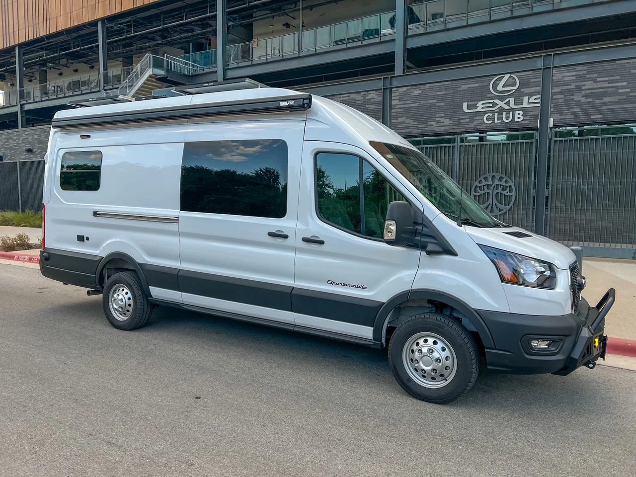 Transit AWD 148 High Roof IMG_8977