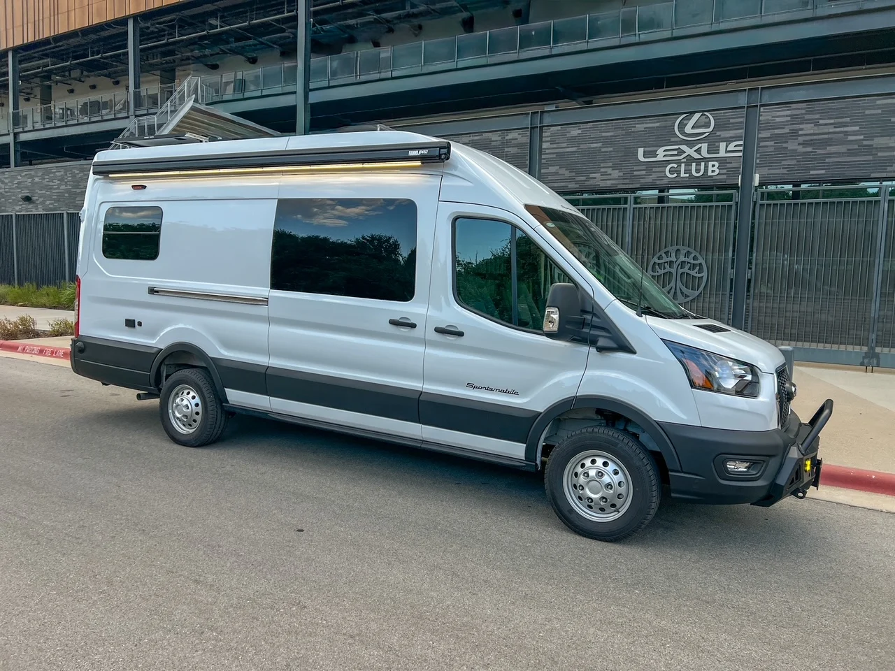 Transit AWD 148 High Roof IMG_8978