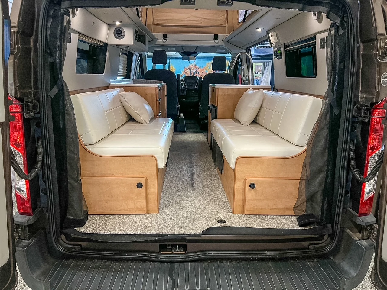 2017 Ford Transit 130 Penthouse IMG_9020