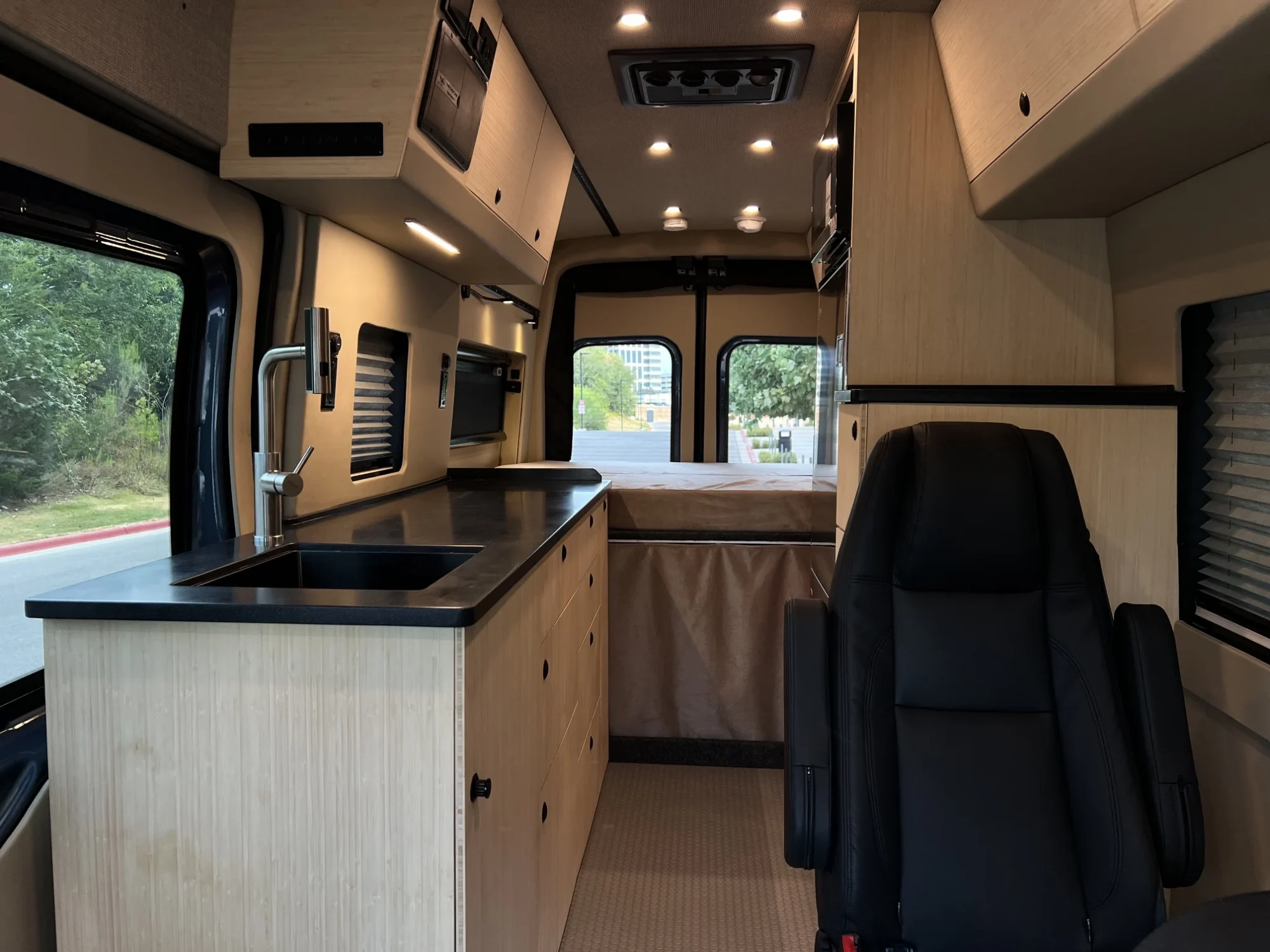Transit 148 High Roof