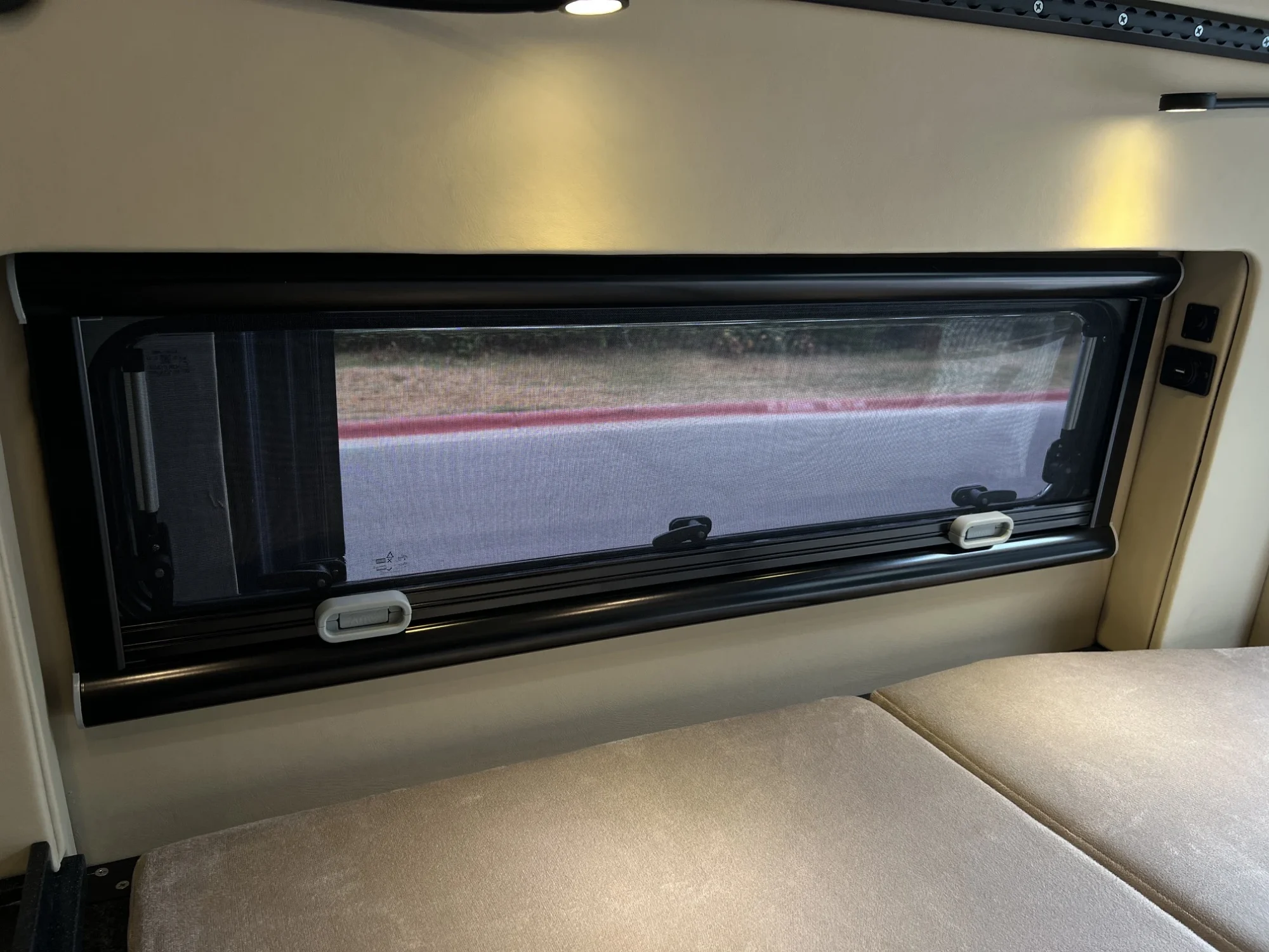 Transit 148 High Roof