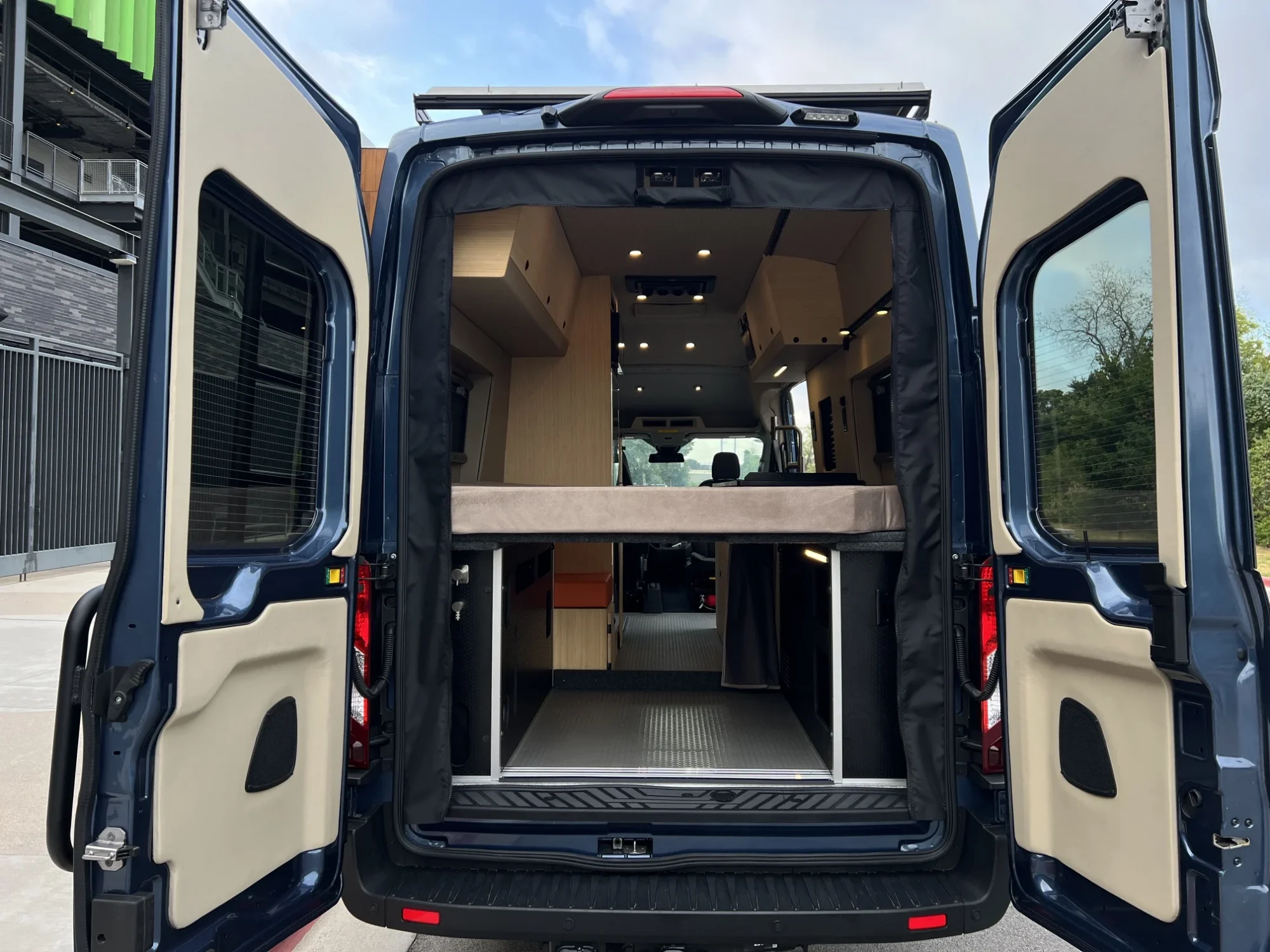 Transit 148 High Roof