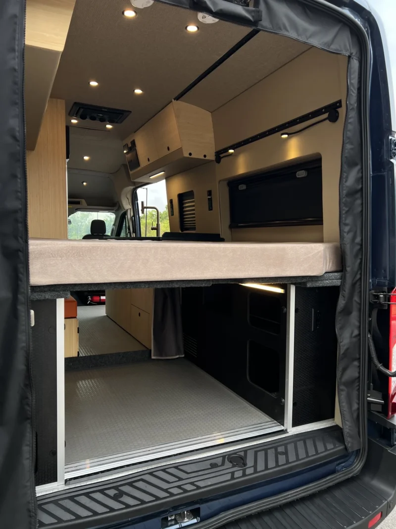 Transit 148 High Roof