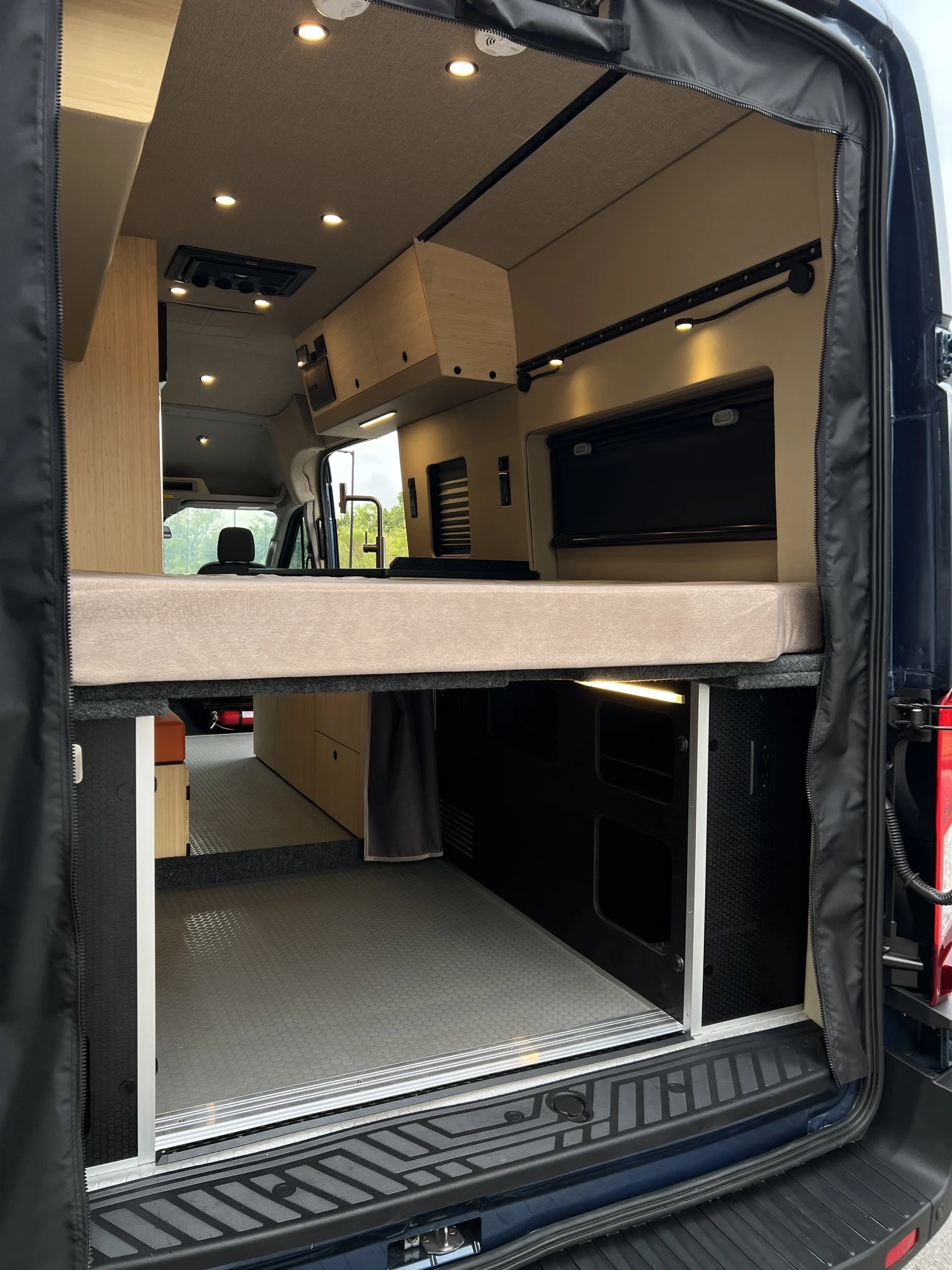 Transit 148 High Roof