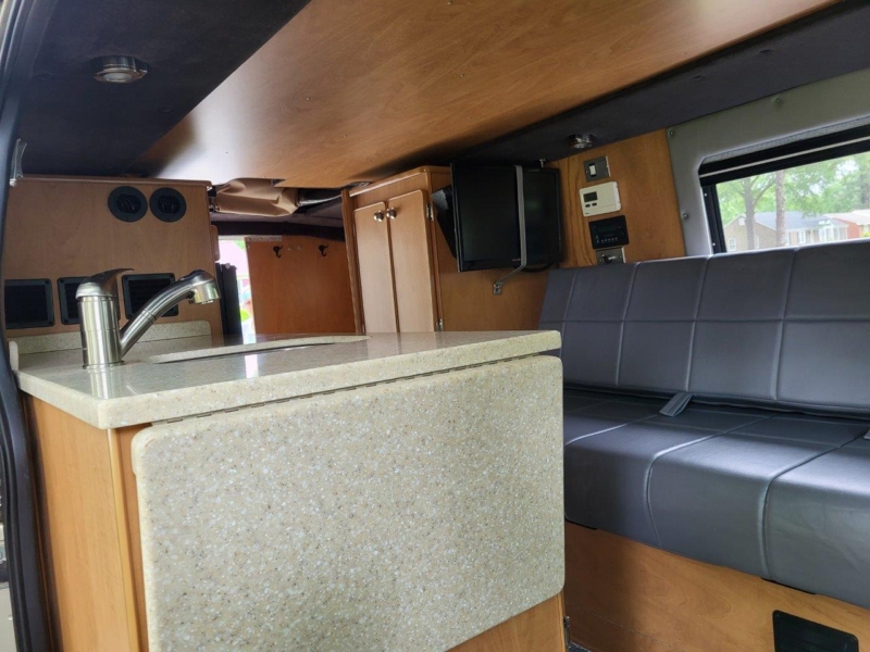 Interior 5 (002)