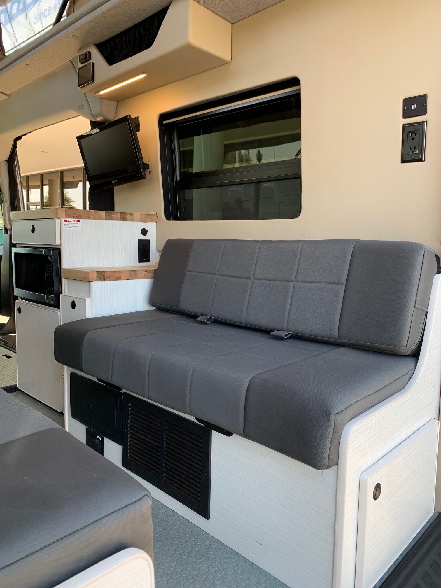 Transit 10
