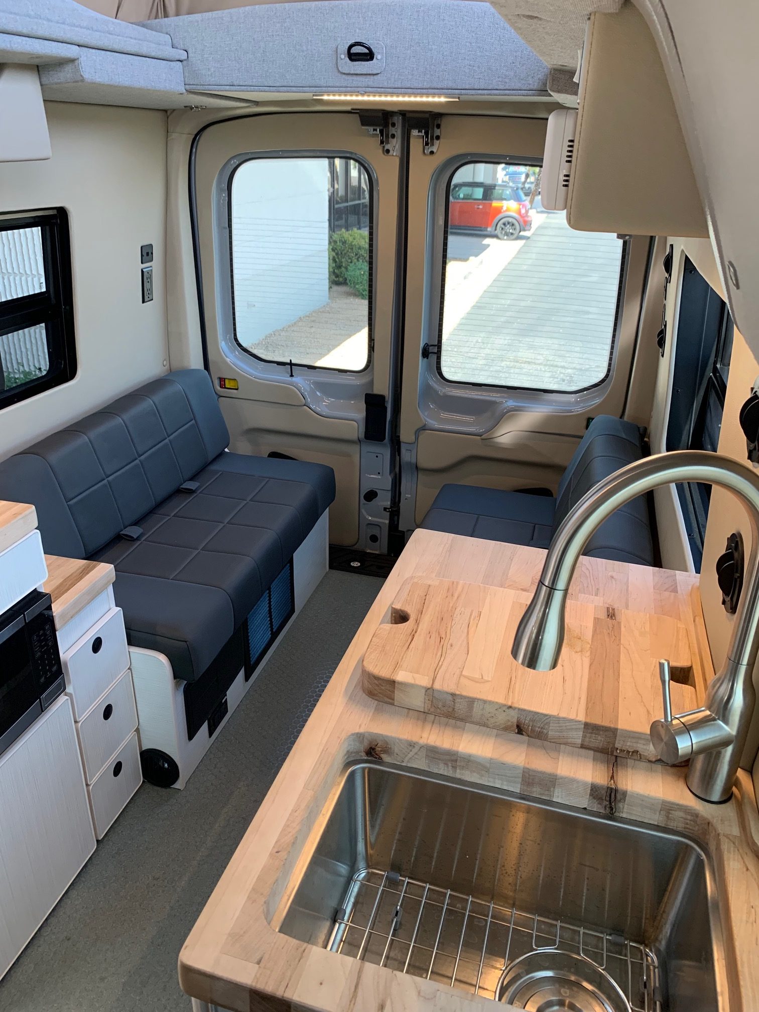 Transit 4